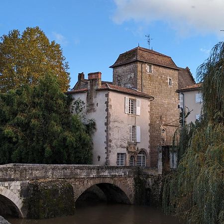 Manoir Des Arts Confolens Exterior foto
